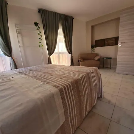 Bed & Breakfast Citta Del Carrubo 3*